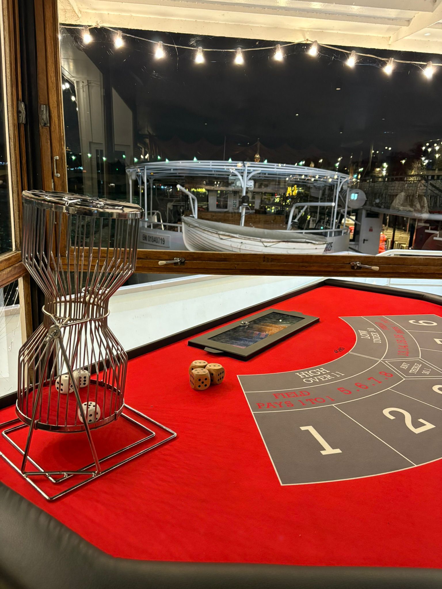 Animation poker et roulette lors d'un séminaire commercial pour 60 collaborateurs